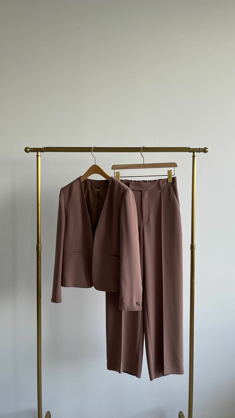 提供：ユナイテッドアローズ「グリーンレーベル リラクシング」