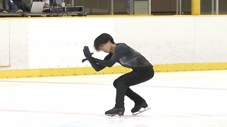 「げんさんサマーカップ」でSPを披露する三浦