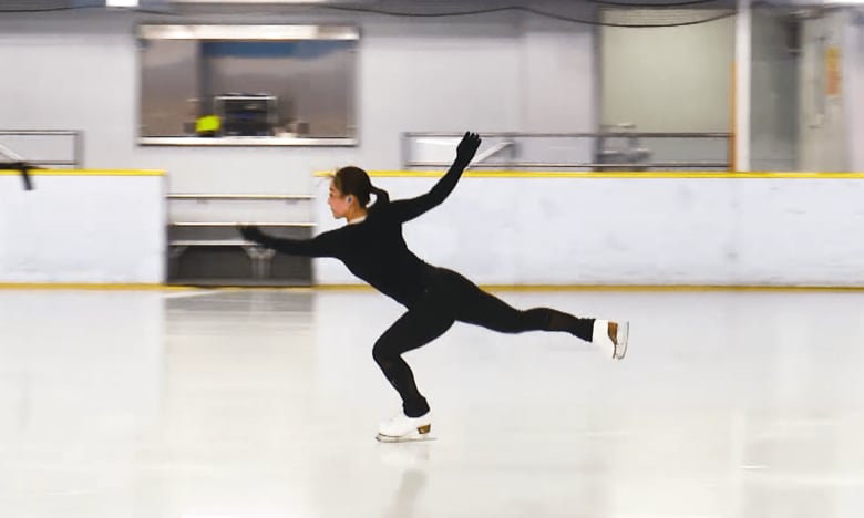 トリプルルッツの練習に励む樋口