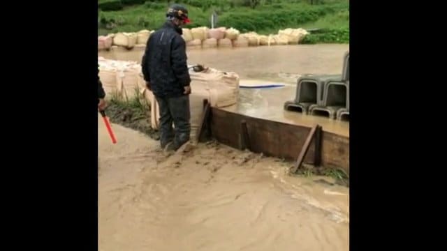 二本松市針道での被害（住民撮影）