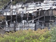 1人暮らしの男性が死亡か…2階建ての母屋と平屋の離れが全焼 焼け跡から性別不明の1人の遺体見つかる