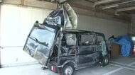 未明の名神高速で軽自動車が大型トラック2台と立て続けに衝突・横転 軽自動車の運転手が死亡 上りの養老JCT付近