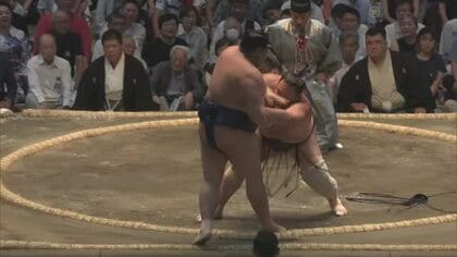 朝乃山、阿炎の激しい突きをこらえて3連勝　次は御嶽海との元大関対戦【大相撲名古屋場所 6日目結果】