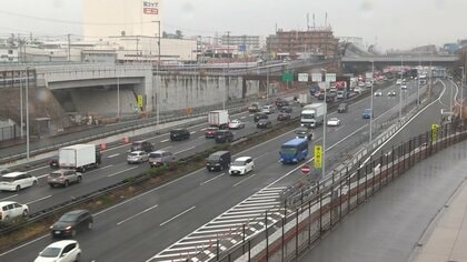 3連休初日、東名下り海老名SA付近で17km渋滞　上りは横浜町田IC付近で13km　最終日22日は30km超予測も