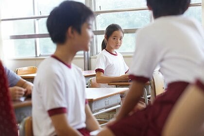 【調査結果】小中学生の約9割が好きな人がいると回答!好きになったきっかけは「同じ班になった」「好きと言ってくれた」「優しくされた」など