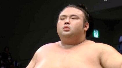 5回の流血、貴景勝。気迫の相撲の訳「横綱に何としてもなりたい」「家族で誓った夢」 宮城野親方は「来場所、全勝優勝で横綱」と分析