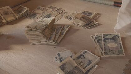 押入れの中に100万円超…「遺品整理」の現場に密着「捨てたくない、でも