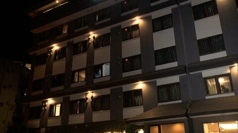 ホテルで国籍不明の30代女性死亡　同じホテルで刃物所持の台湾出身の27歳女を逮捕　山梨・富士河口湖町