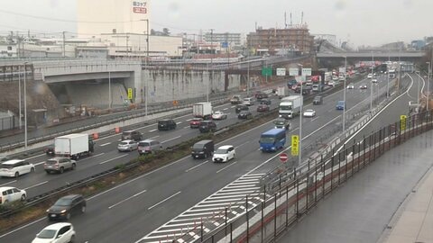 3連休初日、東名下り海老名SA付近で17km渋滞　上りは横浜町田IC付近で13km　最終日22日は30km超予測も