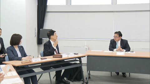 上野厚労大臣が労働基準監督署を視察　中小企業が抱える「働き方改革」課題で専門家らと意見交換