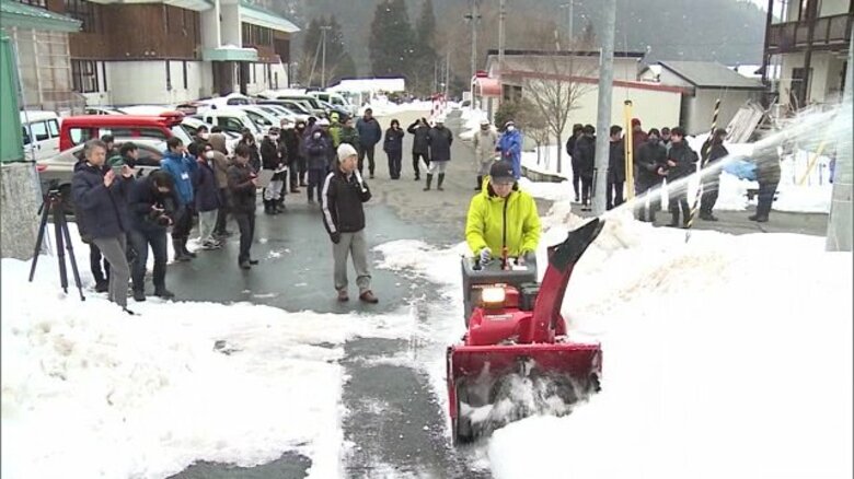 「気付いた時には後ろに壁が…」除雪機の4大事故に注意　“ひかれ・挟まれ・巻き込まれ・手を突っ込む”【山形発】｜FNNプライムオンライン