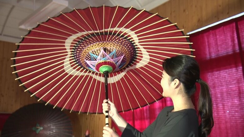 開くと美しい糸飾り…誕生200年「淀江傘」が存続危機に…すべて“メイドイン鳥取”で伝統継承へ｜FNNプライムオンライン