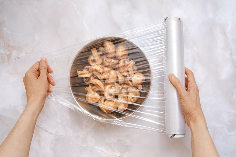 売上伸長トップは「食品用ラップ」、50代以上の購入者が増加