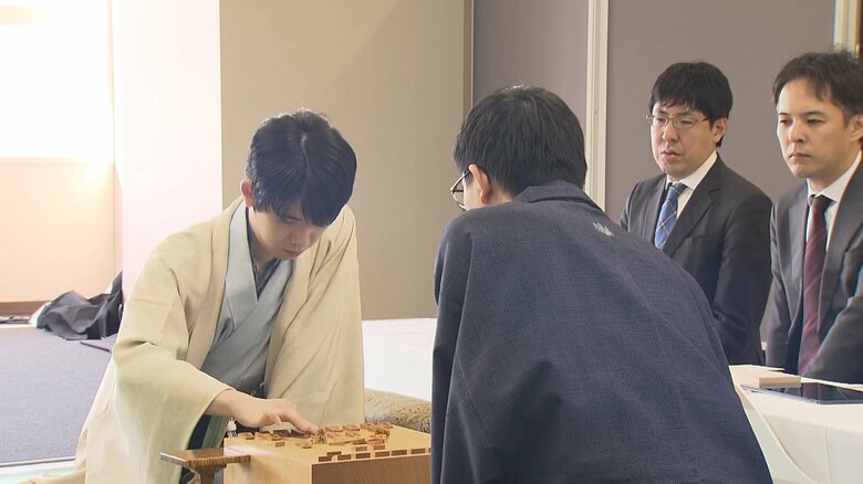 羽田空港で名人戦第2局　藤井七冠が2連勝「滑走路を眺めたりしてリフレッシュしながら考えることができた」｜FNNプライムオンライン