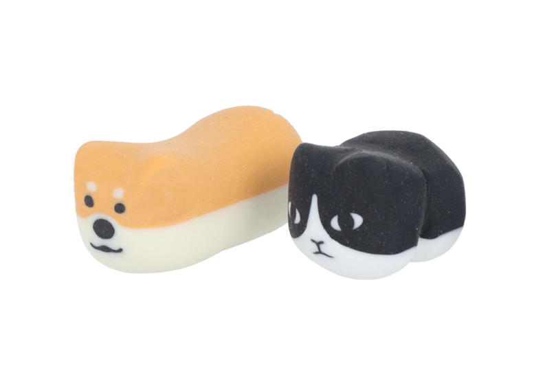 うまく使い込むと、猫や柴犬のような形に！