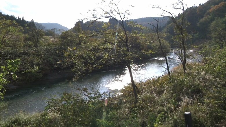 清流荘の近くを流れる藤琴川