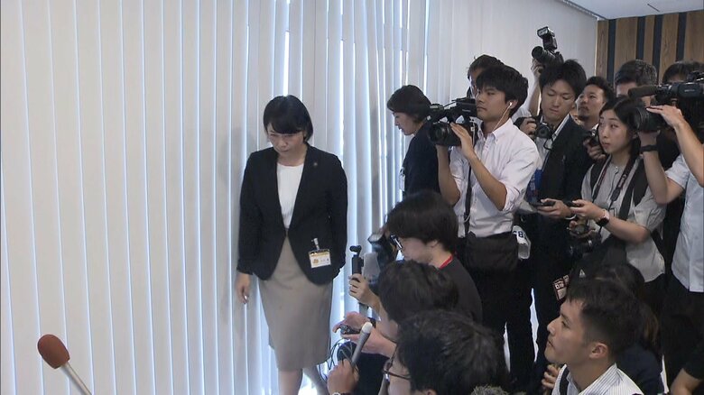 議会への説明後カメラの前に現れたが…9月26日