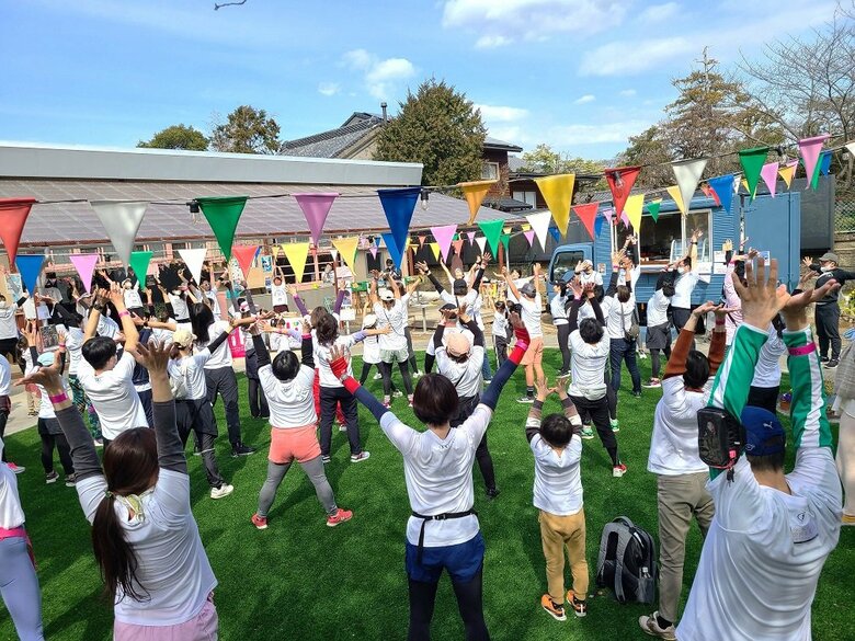 静岡・三島市で開かれたホワイトリボンラン
