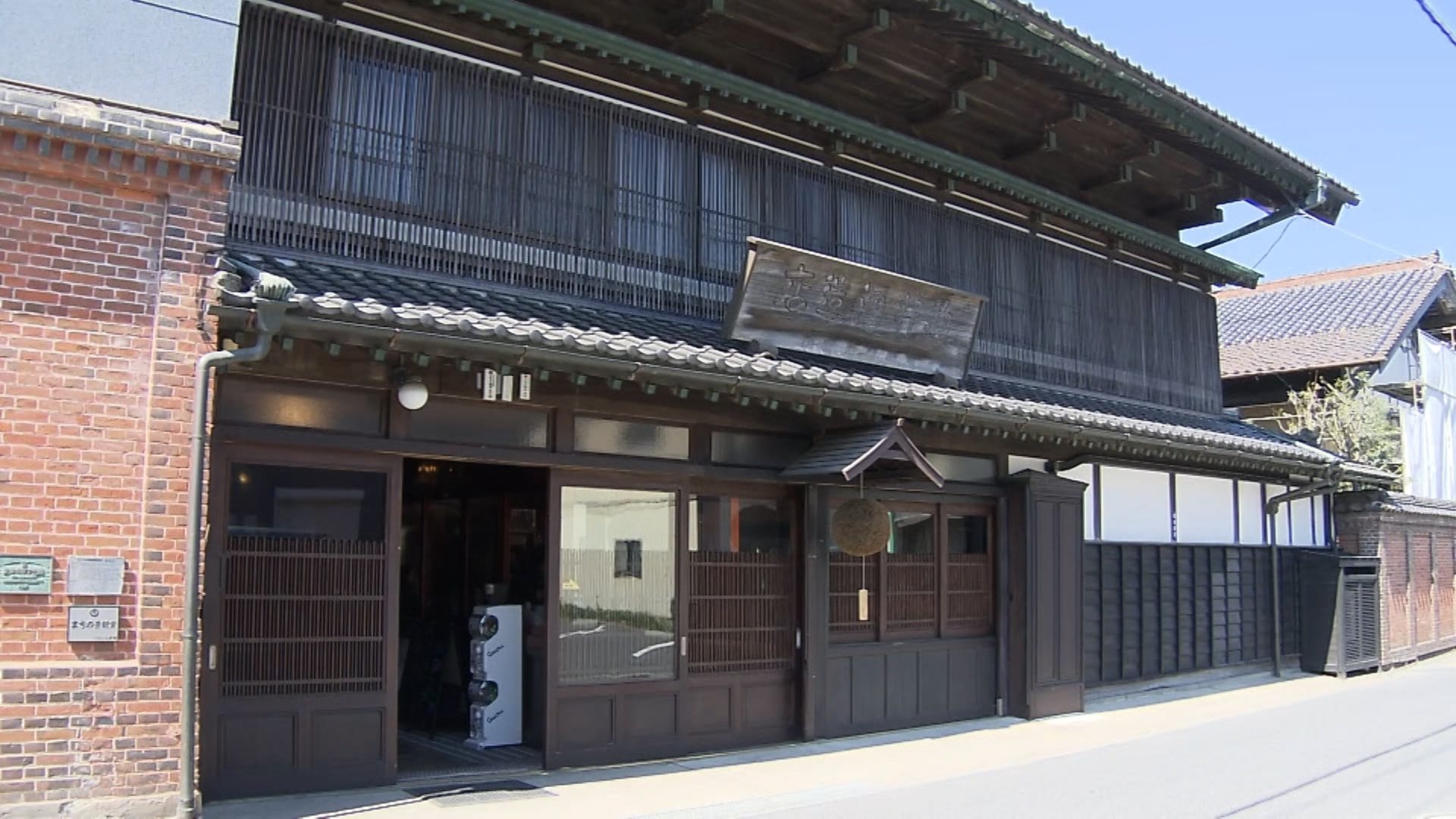 書店で再開目指し修理作業　老舗酒造で見学ツアーなどキャンセル相次ぎGW前に観光の影響懸念　後発地震注意情報　青森・八戸市