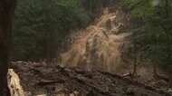 ドイツとベルギーで洪水 死者180人超 新たな豪雨で川氾濫
