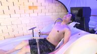 【1台6000万円】「ミライ人間洗濯機」が北海道初上陸！UHBの狐野アナウンサーが15分間の全身洗浄を体験し「うわぁぁぁ！自分が洗濯物になったかのようにまるっと洗われました」＜北広島市＞