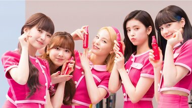 NiziU・RIMAの最高“26時間やり続けたこと”にメンバー騒然? キュートなダンス&ミニスカ衣装も注目
