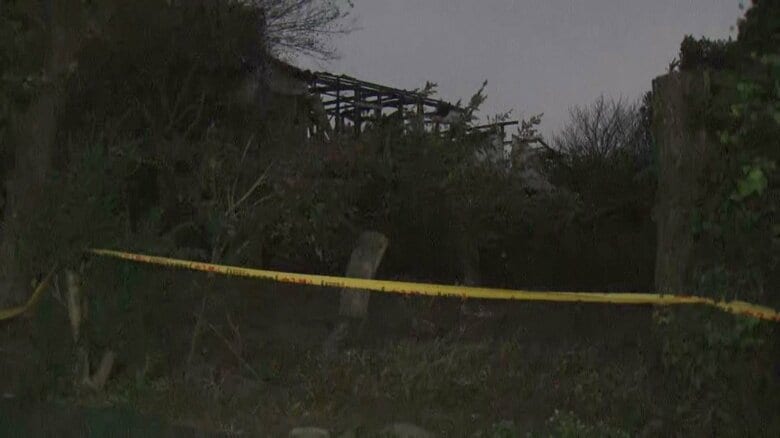 「建物の2階部分から火が…」南島原市で木造住宅1棟が全焼 住人男性と一時連絡とれずも無事を確認｜FNNプライムオンライン