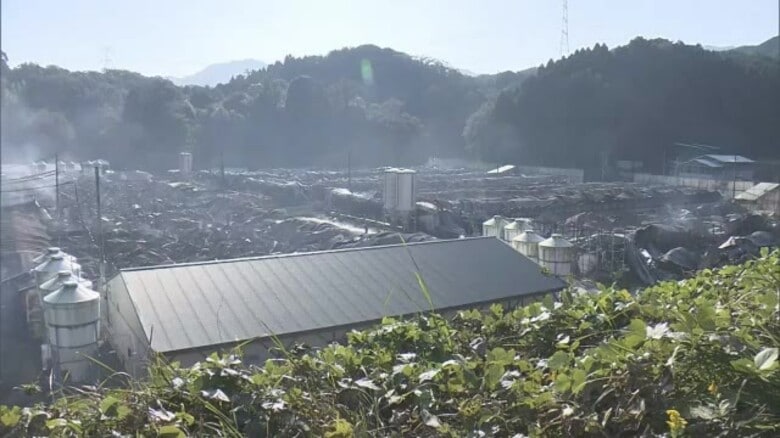 発生から約15時間後に消火…養豚場で大規模火災　焼け跡から1人の遺体　従業員2人が安否不明（鳥取）｜FNNプライムオンライン