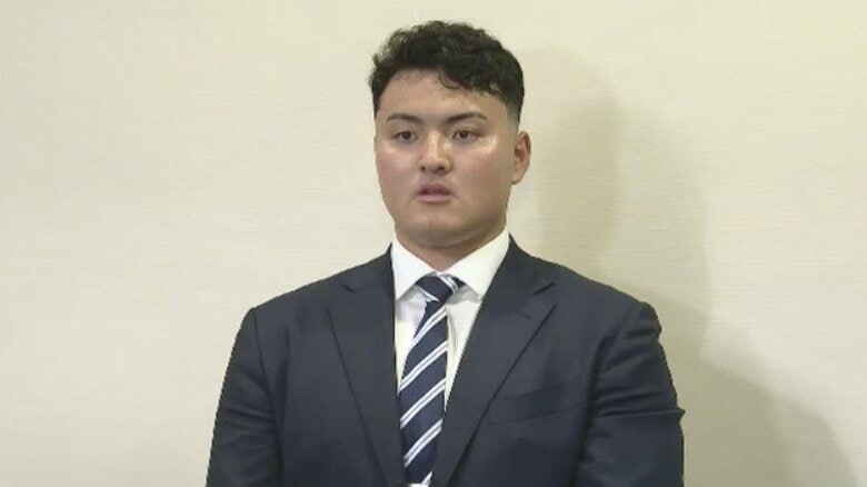 【一問一答】ホークス“ドラ1”佐々木麟太郎選手　背番号1提示され「感極まった」　進路は「MLBのドラフト見て最終的に判断」｜FNNプライムオンライン