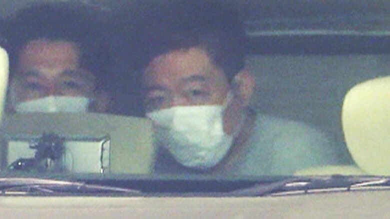 雪のなかパトカーに突っ込みひき逃げ…ランボルギーニ運転し逮捕の中国籍男　法定速度60キロを大幅に超えて走行か　東京・中央区｜FNNプライムオンライン