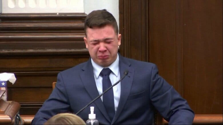 被告人質問中に泣き崩れたリッテンハウス被告(10日)