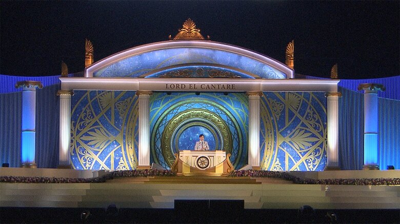 東京ドームで講演する大川隆法氏（2017年8月