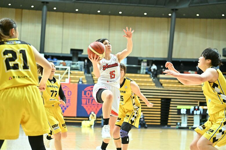 チームの中心選手として活躍する砂川夏輝選手（7日、山梨QB戦より）