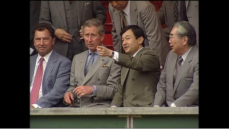 「Japann2001」では2人で流鏑馬をご覧に　2001年5月