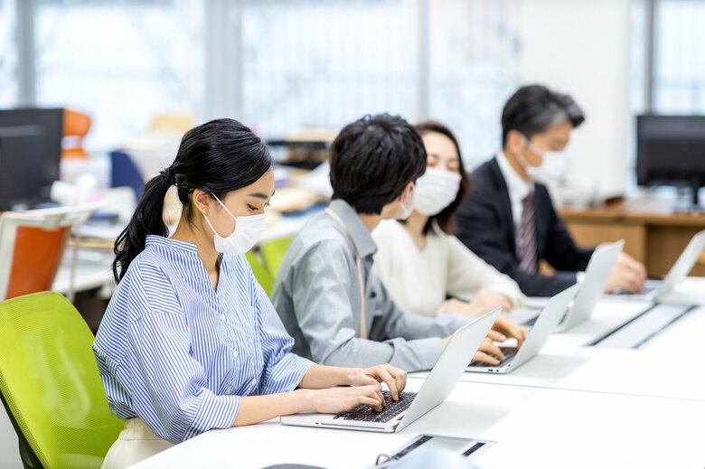 「顔知らず 共に働く 新時代」（イメージ）