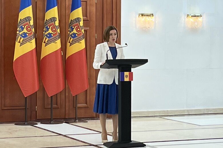 米ハーバード大ケネディスクール卒の「鉄の女」マイア・サンドゥ大統領