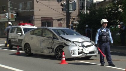 【パトカーから逃走中に“暴走”】交差点で事故起こした19歳男逮捕…直前に『挙動不審な様子』600メートル追跡受けるも猛スピードで信号無視か…逃走したワケ調べる〈北海道札幌市〉