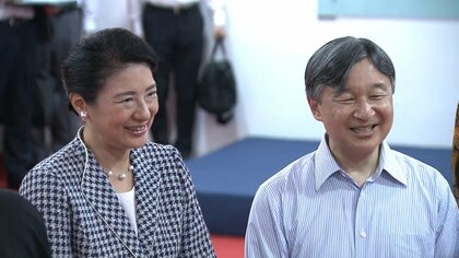 陛下はジョークがお好き？アニメ・ナルト好きの学生に「私はナルヒトです」　皇后さまの笑顔あふれたインドネシアご訪問　続くお二人の国際親善の旅