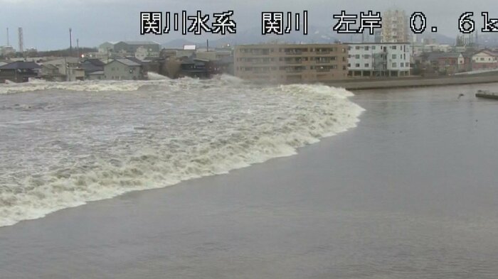 上越市関川(提供:国交省)