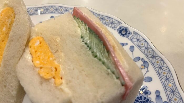 薄切りのきゅうりが緻密に並んでいて食感をしっかり楽しめる