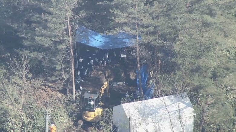 不明女性は埼玉で40代男と会った後に失踪か　男は別事件で服役中　秋田の山林から箱詰め遺体発見｜FNNプライムオンライン