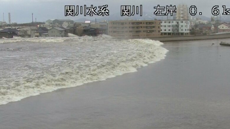 上越市関川（提供：国交省）