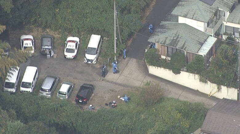 警察車両が並ぶ緊迫した現場　横浜市青葉区　2024年10月