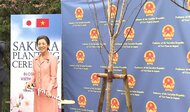 久子さまがベトナム大使公邸に桜の植樹「日本とベトナムの友好の証となることを願っております」　ゼリーアートにも初挑戦