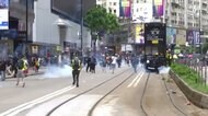 香港“国家安全法”導入に抗議デモ 数千人の市民が参加