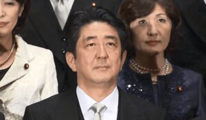 “アベノミクス”、首脳外交、安保法制…一方で「ゆがみ」指摘も 安倍首相 7年8カ月の軌跡