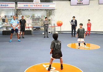 天才サッカー少年のスゴ技に苦戦 高原 坪井の元日本代表と真剣勝負