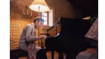 「音楽はテクニック以前に学ぶべきことがある」レパートリーの限界を逆手に取るピアニスト、マリア・ジョアン・ピレシュ【世界文化賞】