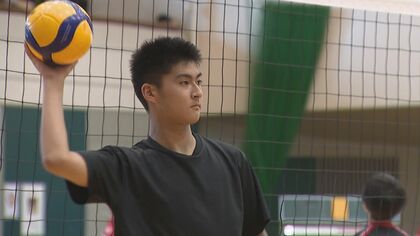 身長192cmのスーパー中学生　バレーボール日本代表目指す　武器は“強烈なスパイク”【新潟発】