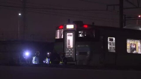 なぜ線路上に？男性が「快速エアポート」にはねられ重体…JRは約1時間15分運転見合わせ→約3000人に影響〈北海道札幌市〉